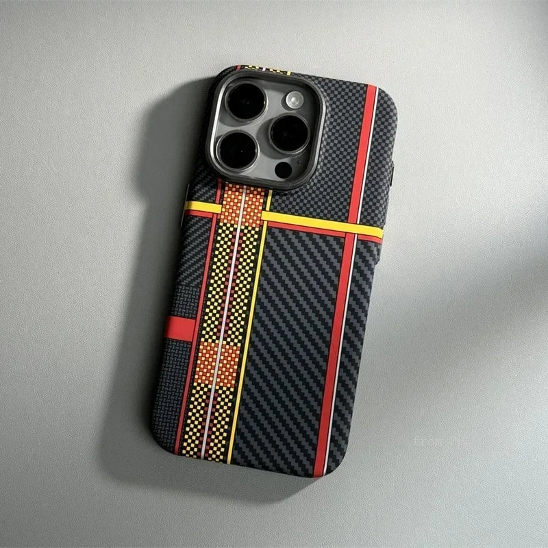 iPhone 16/15/14/13 Carbon Fiber MagSafe Case